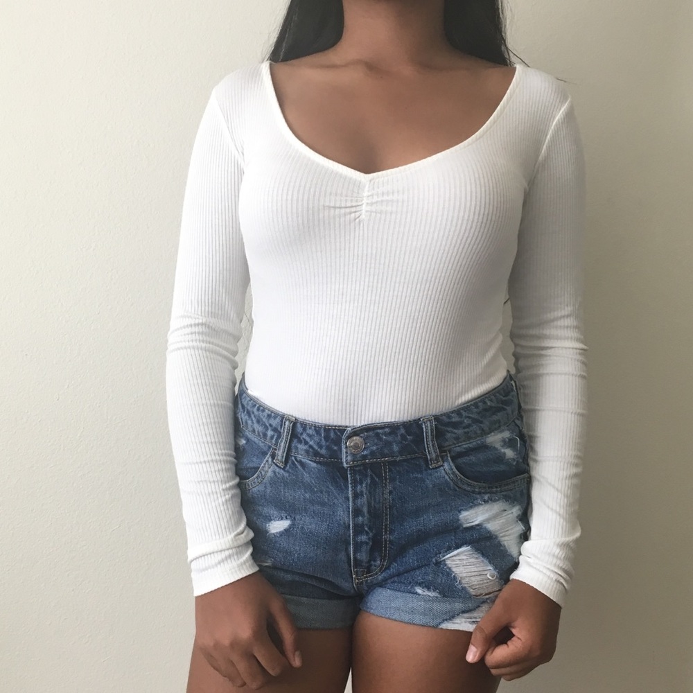 White long sleeve bodysuit